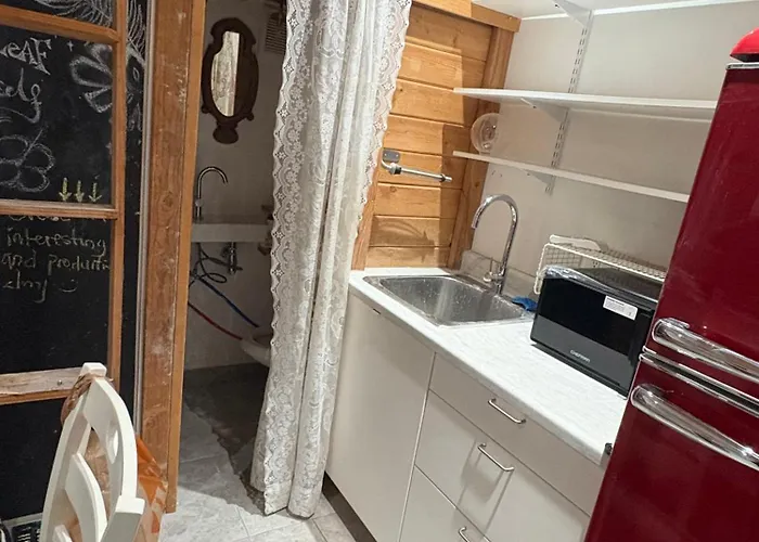 Private Backyard Tinyhouse Guest house