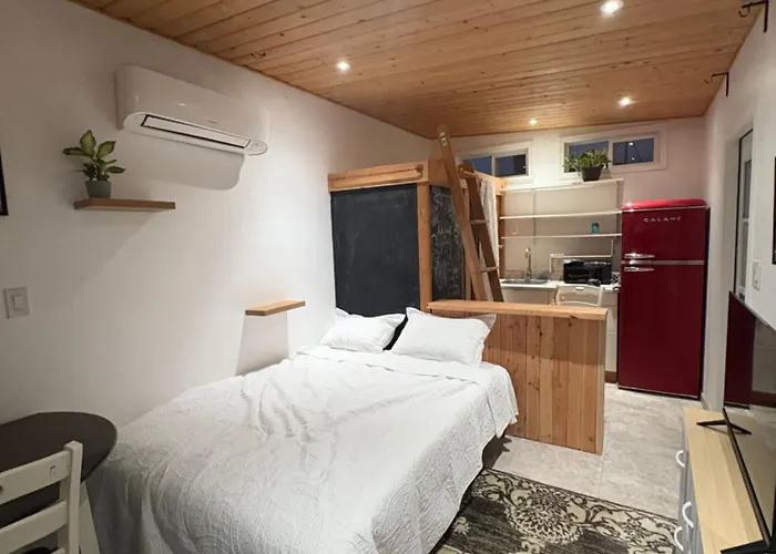Private Backyard Tinyhouse Maison d'hôtes *